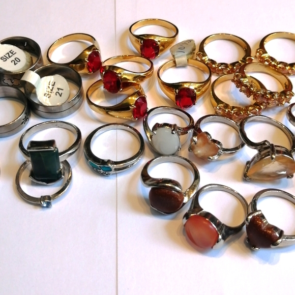 Jewelry - 6 Rings Mystery Box, Mix of 18K GP, NWT, SS